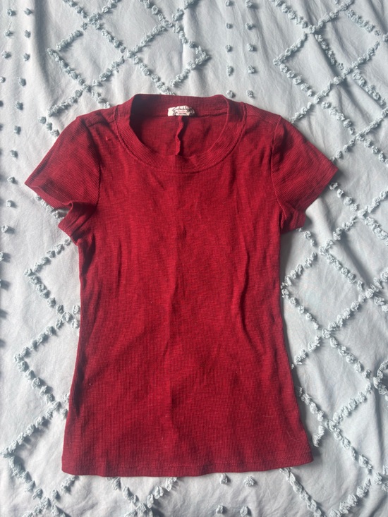 We The Free Tops - We the Free Women's Ribbed Short Sleeve Top in Deep Red